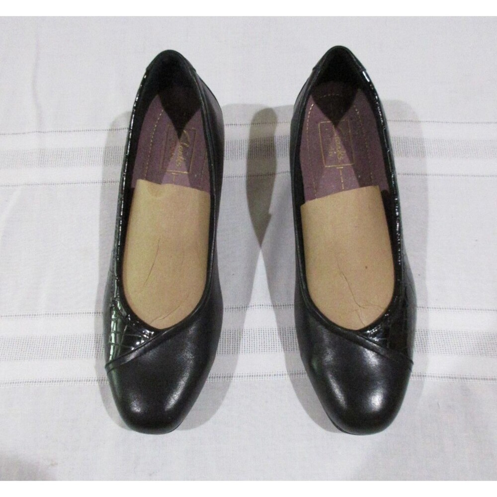 Clarks Juliet Rise Shoes Women US 9M Black 1" Heel Slip On